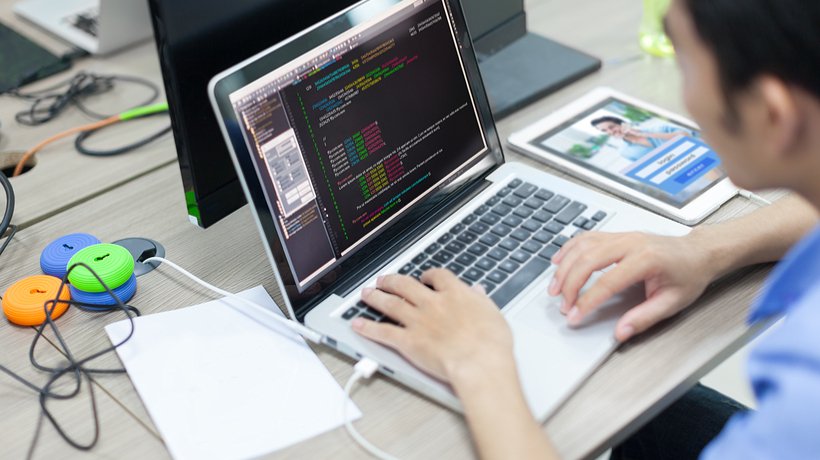 elearningtags's tweet image. Building eLearning Software: Why Choose The SCORM Standard? dlvr.it/Ms0dG0 #eLearningSoftware #eLearningAuthoringToolFeatures