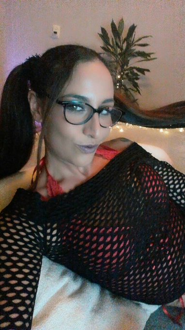 Going live op SBS6 lekkerlive bel me!!  Vanaf 01:15 #lekkerlive https://t.co/oeMHtGtD33<a href="/tag/lekkerlive"class="tags"><span>#lekkerlive</span></a>