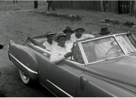 When you oppressed by your swag still on point!
#Umswenko#SquadGoals 
📷 Photo by: Bob Gosani 
Year: 1955 
Place: Sophiatown