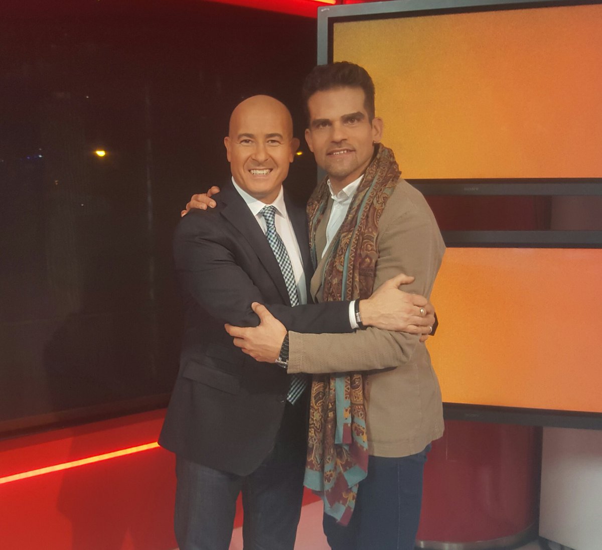 moisestve's tweet photo. @infonajarro  Felicidades a ti y a tu maravilloso equipo del @balletnacional por ese #Alento en apoyo de personas con Sindrome de Down 👏👏👏👏👏 https://t.co/laGUi2SaZY