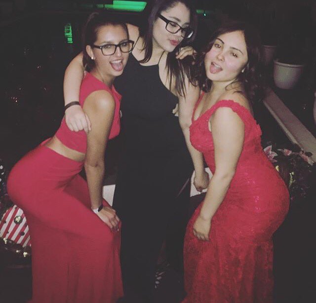MelodySapien's tweet photo. What a night #NoWords #Formal2016 https://t.co/vvfRYD7bZN