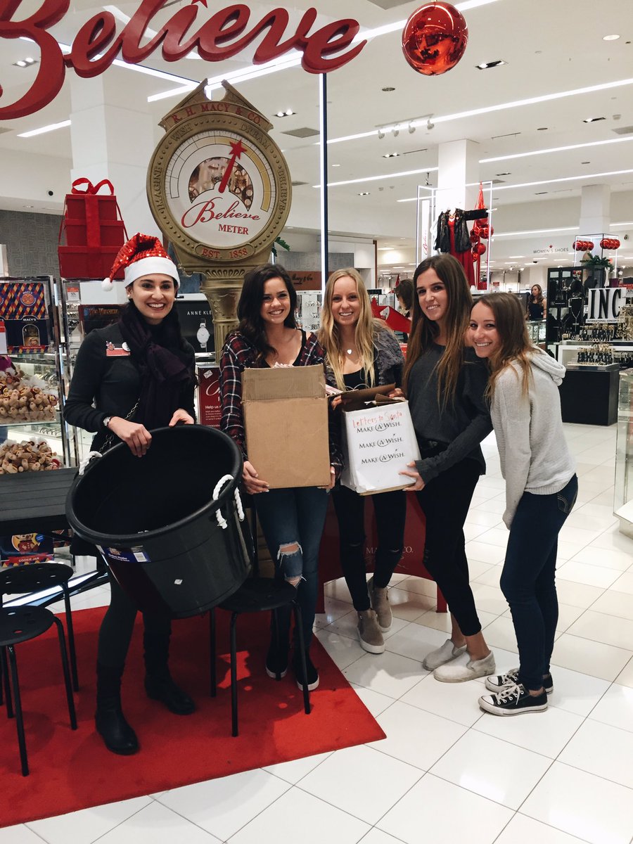 PVProjectRunway's tweet image. Thank you to everyone who helped write letters to Santa 🎅🏽.. Yesterday we dropped off 2,551 letters raising $5,102 for Make A Wish