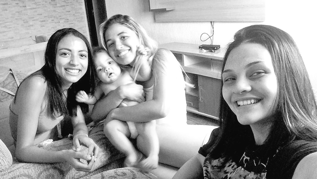 elagabriellas's tweet photo. "Atura ou surta" kkkk ๐
#AsPoderosas
#NinguemEsperava https://t.co/NYj48QNAPV