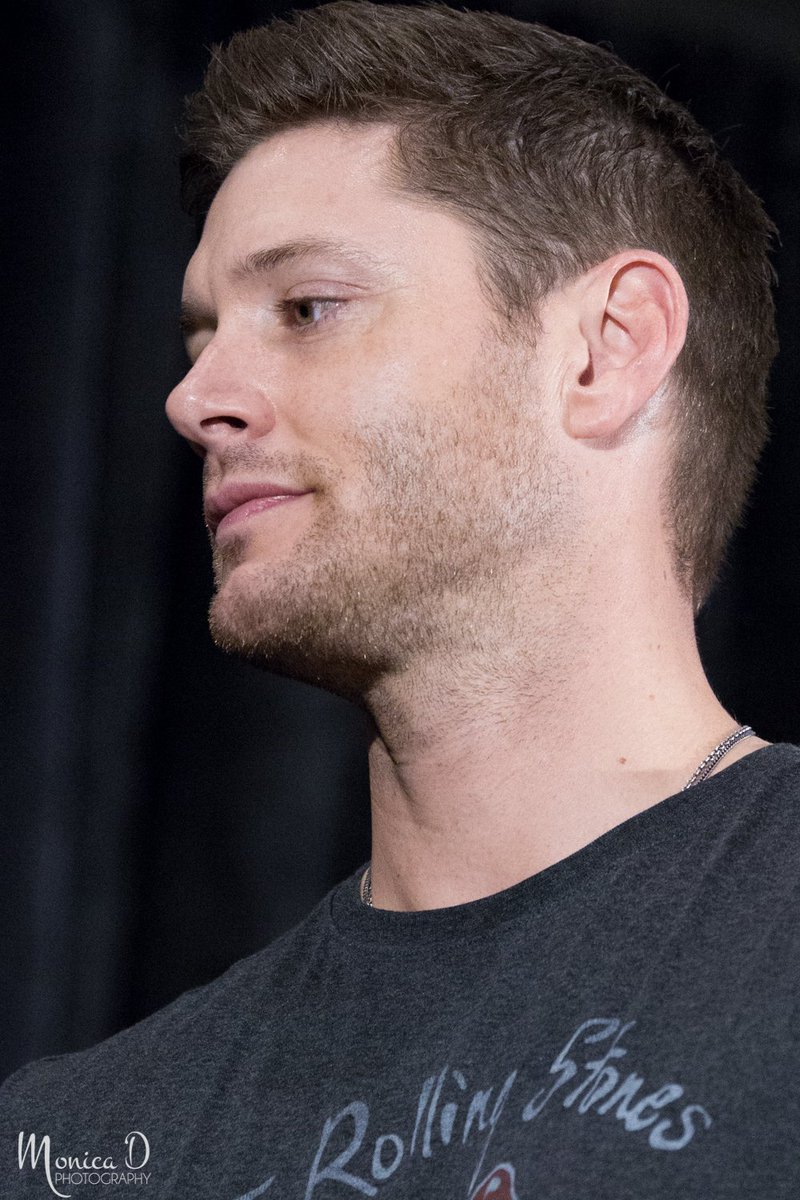 Jerzcaligrl's tweet photo. Pensive, thoughtful, shy, and so damn gorgeous! #JensenAckles #PerfectMaleSubject #Jensessed #Jenstracted 💕 https://t.co/T9DiwvjS42