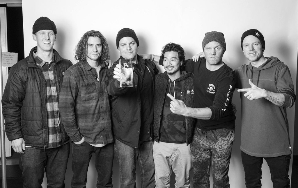 The 2016 Video of the Year Award goes to @unionbindingco's STRONGER. Featuring perhaps the… instagram.com/p/BN2yKD-AFG8/