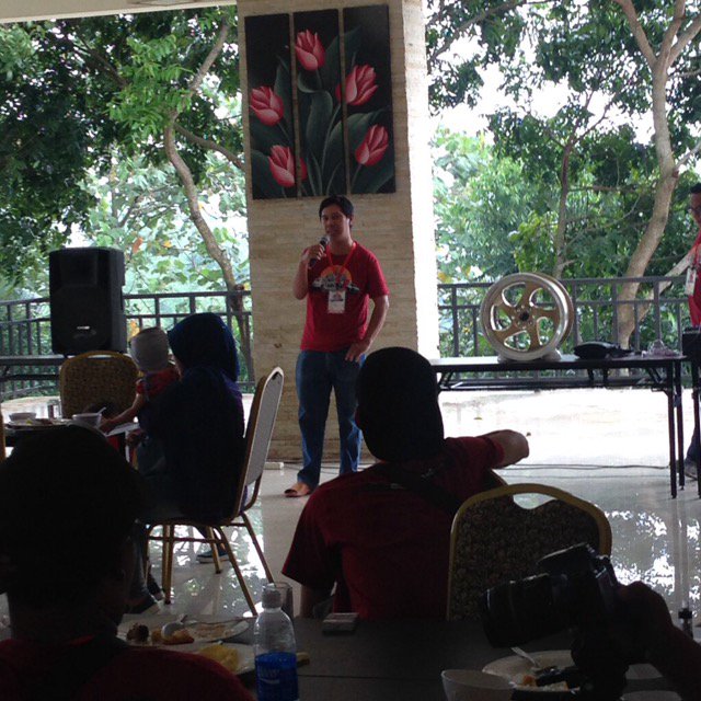 Sambutan founder&amp;ex ketua umum pertama TSVC di #tsvcjamnas2016 Rizky Basworo-TSVC001 <a href="/ToyotaID/">Toyota Indonesia</a> <a href="/SolunaViosClub/">ToyotaSolunaViosClub</a>