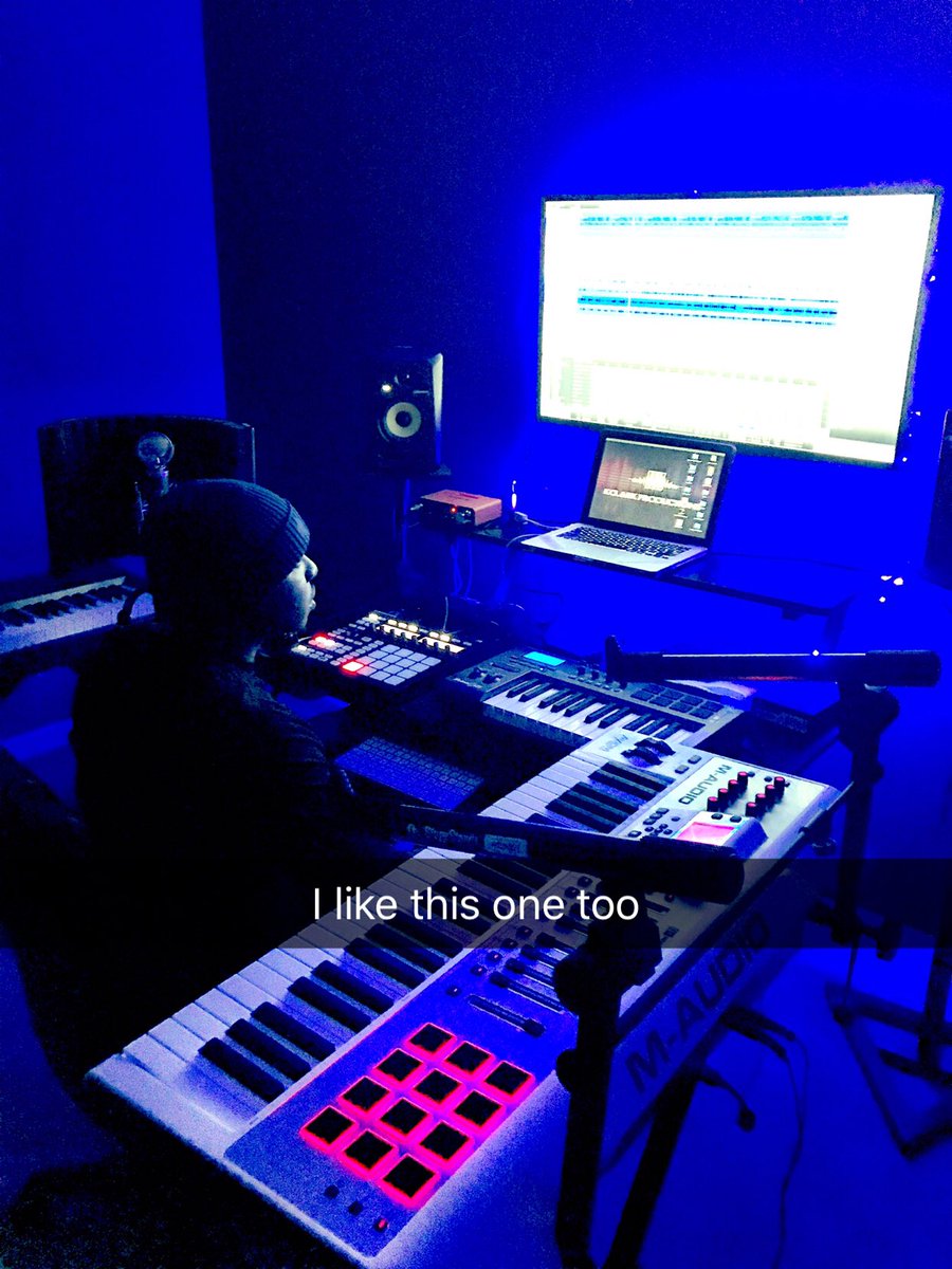 Kevinc33's tweet photo. Still working https://t.co/Occmu79wsJ