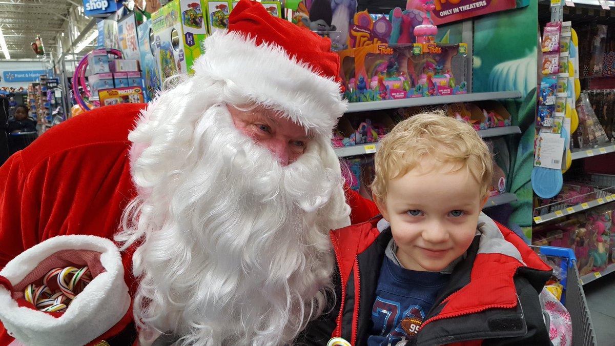 Segesmac's tweet photo. #2016summerschristmas https://t.co/3molNhoOmh