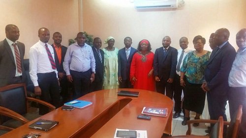 Cmrap_Prrap_RDC's tweet photo. @FP_RDC 
Séance d'échanges d'expériences camerounaises sur l'#OpenDada avec Madame la Ministre des postes et télécommunications du CAMEROUN. https://t.co/rA6RL8ghXO
