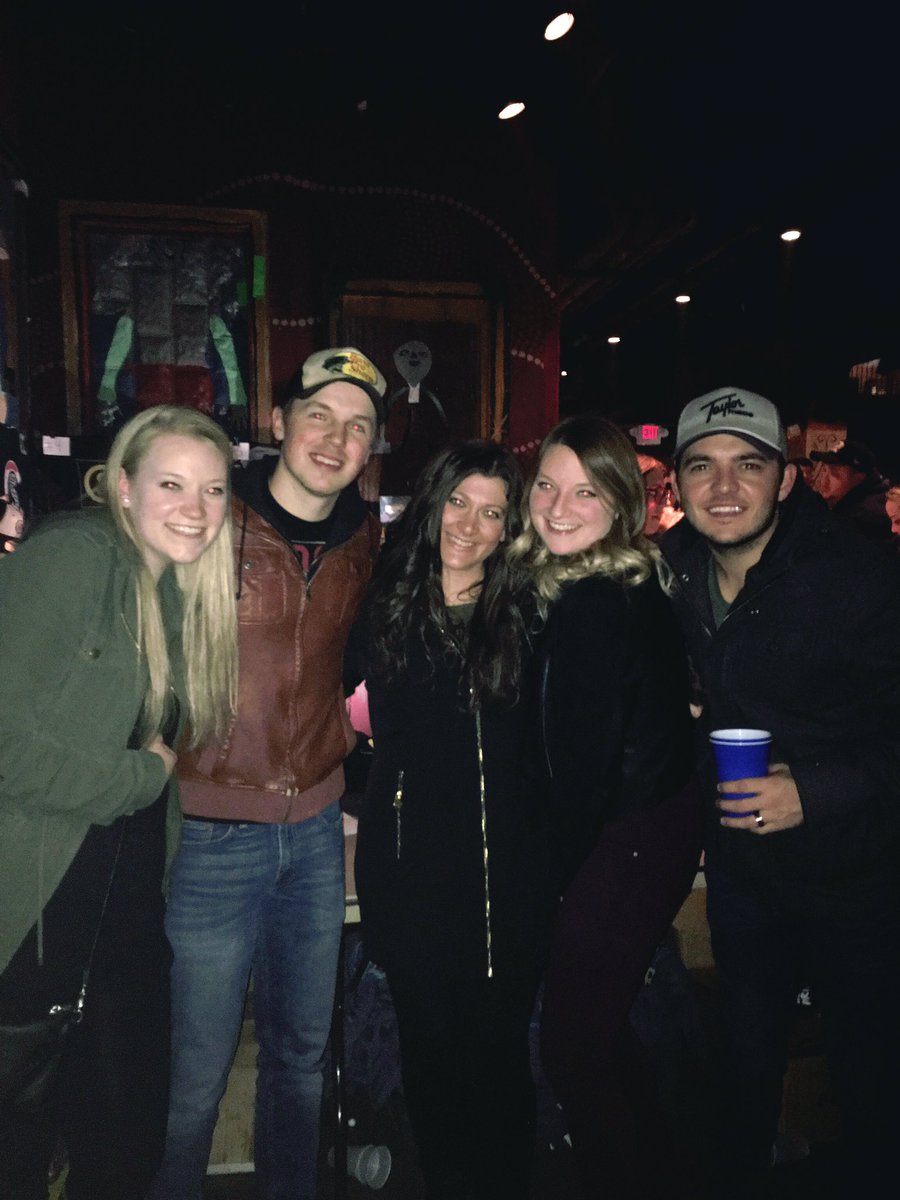 Alyssa Gallagher (alyssa_gall93) Twitter