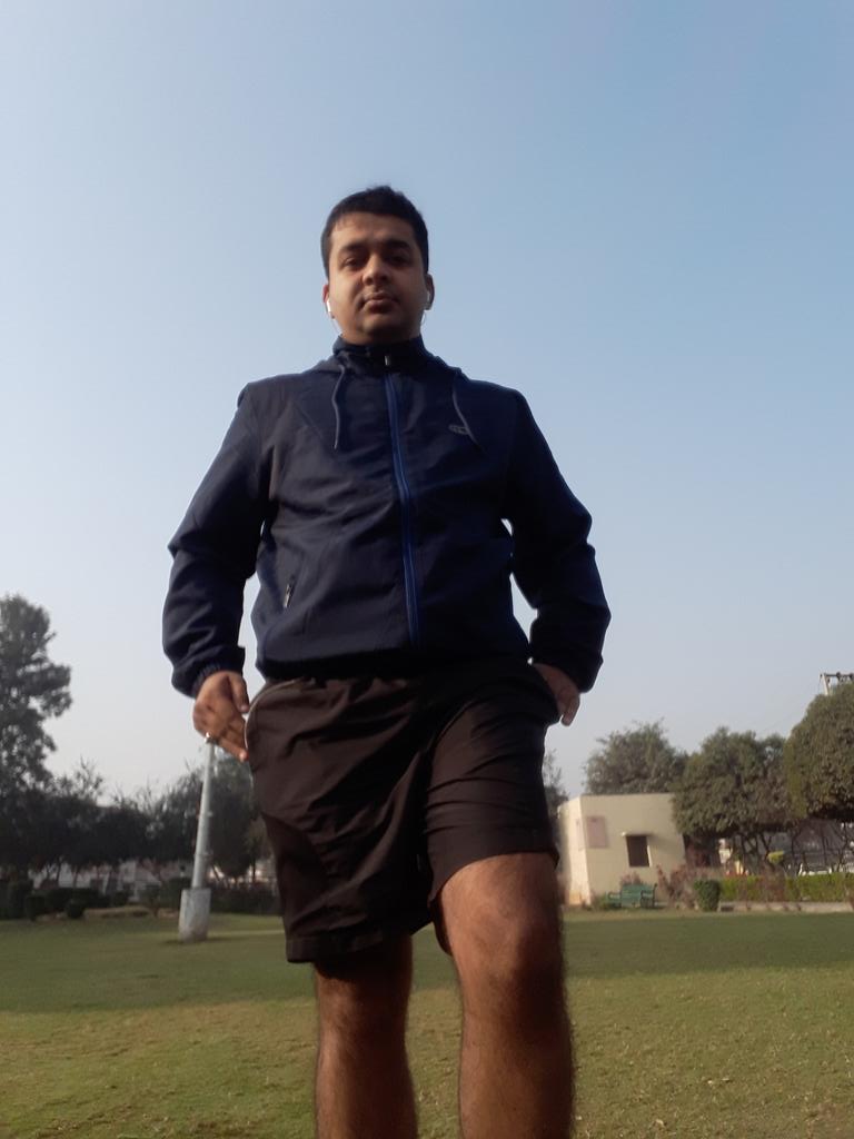 soodsahib's tweet photo. I am loving #ajile sportwear. @ajile @pantaloonsindia https://t.co/oa7X9v8QEr