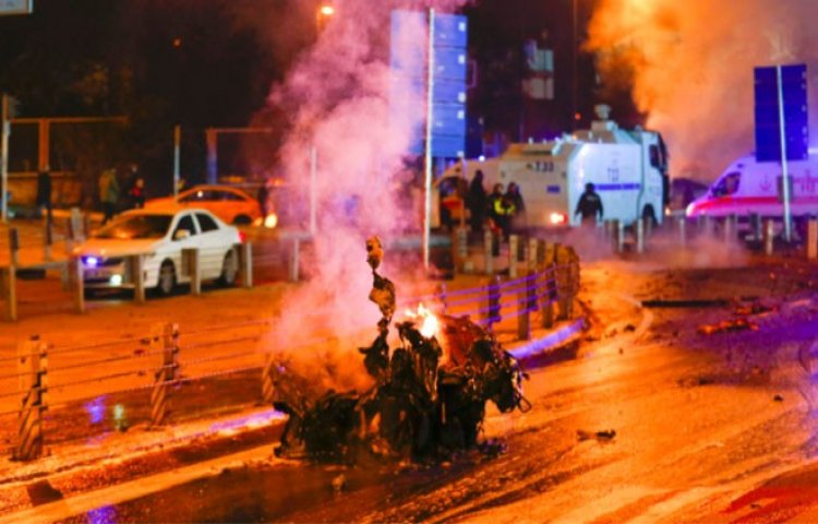 #Askon #Diyarbakır #istanbul #Beşiktaş´ta meydana gelen terör saldırısını sert bir dille kınadı #PolisiminYanındayım
youtube.com/watch?v=A9aea5…