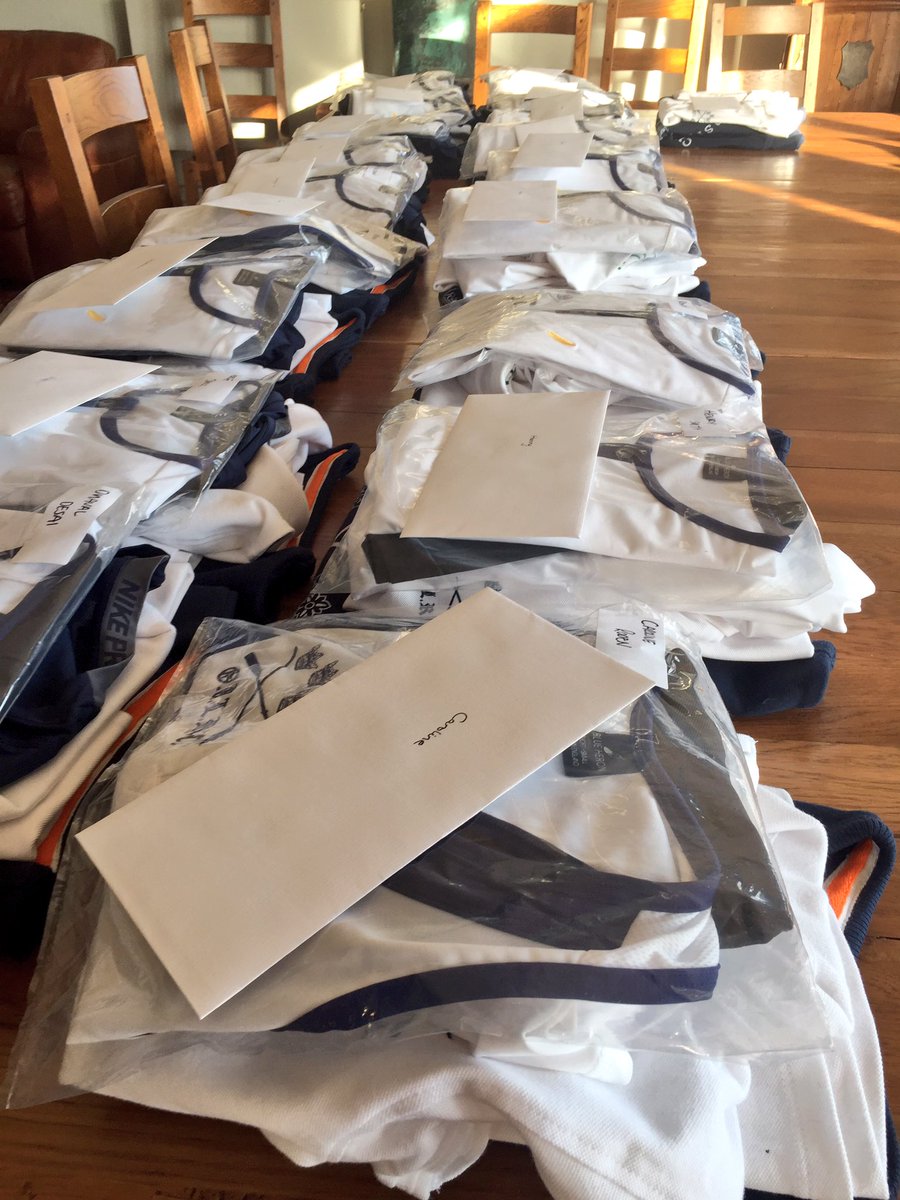 OULightweights's tweet photo. Kit day at Wallingford today to announce our #TrialEights big thanks to @blueheronrowing @QuealEU @SquareBladesUK @HunterBoots https://t.co/8yTwcMFZZx