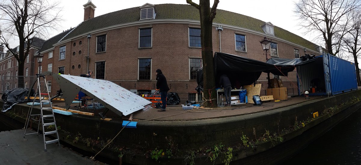 The current situation from the water <a href="/AmsterdamLight/">Amsterdam Light Festival</a> #FromTwenteWithLove