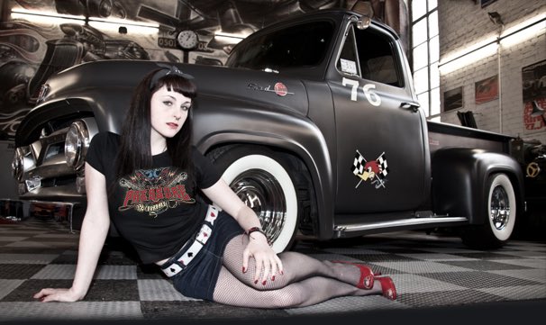 pressurecloth's tweet photo. Good Morning with Scarlett and Ford F100 PickUp V8 https://t.co/YglbDe2Xdz #pinup #hotrod #v8 #quartermile #fordF100 #streetwear #rocknroll https://t.co/9gt7jfF3FT