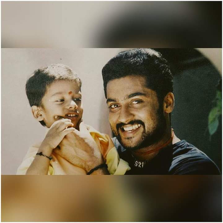 TeamSuriya's tweet image. Rare pic of @Suriya_offl 😊

#Suriya #S3 #Singam3 #ThaanaaSerndhaKoottam #TSK