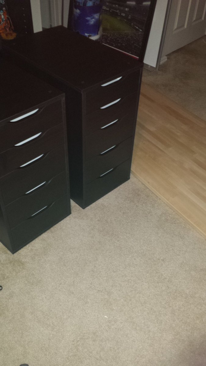 RGG_Kevin's tweet photo. New desk update number 2 - 2nd drawer complete much faster! That's it for tonight. #DeskHype #Ikea https://t.co/R4tMUDJBI7