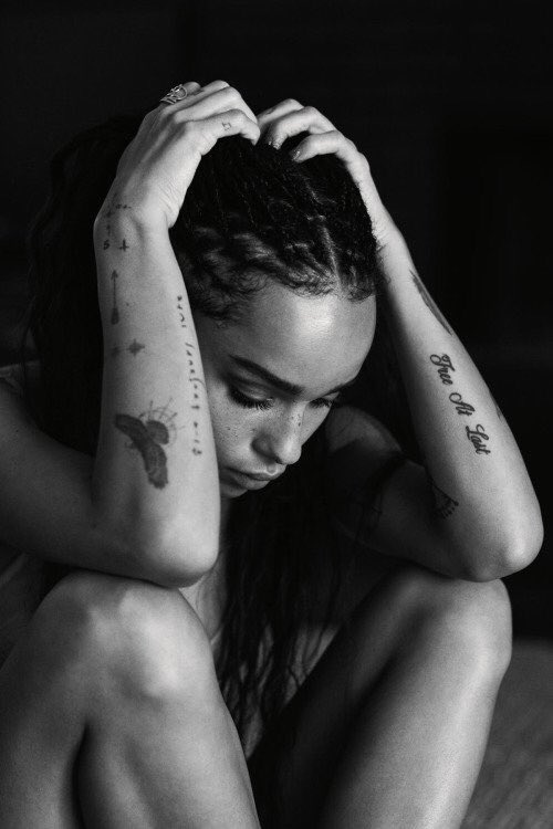 CIeoColeman's tweet photo. To feel pain is to feel alive.
 — Experiment five.
 — Literate.
 — FC: Zoë Kravitz.
 — Apart of @OfStrangeThings. https://t.co/lPwBwNpi9L