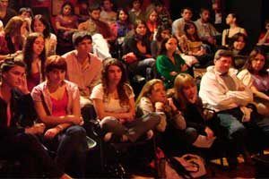 ¿No sabes qué ir a ver? Guíate por nuestro ranking de espectáculos más aplaudidos o más vendidos > buff.ly/2hjpzcj