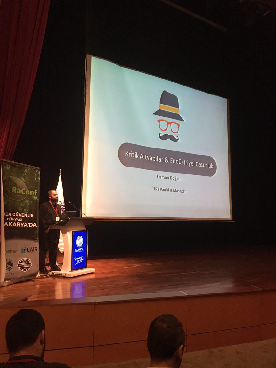 <a href="/osmand0gan/">Osman Doğan</a> "Kritik Altyapılar ve Endüstriyel Casusluk" sunumuna başladı. #raconf16