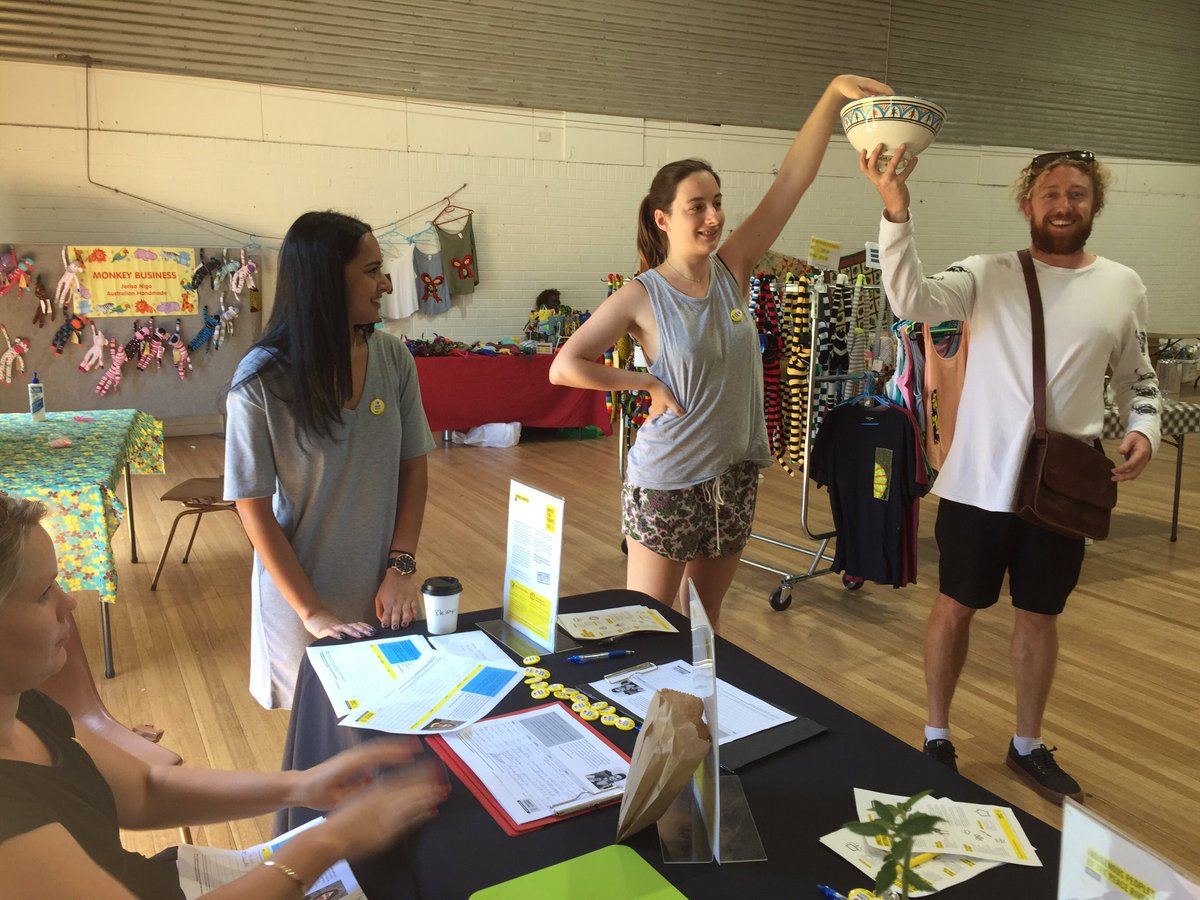 AmandaAtlee's tweet photo. @AmnestyNSW at Marrickville markets today campaigning for Individuals at Risk #W4R16 #w4roz https://t.co/iQjvv7bac2