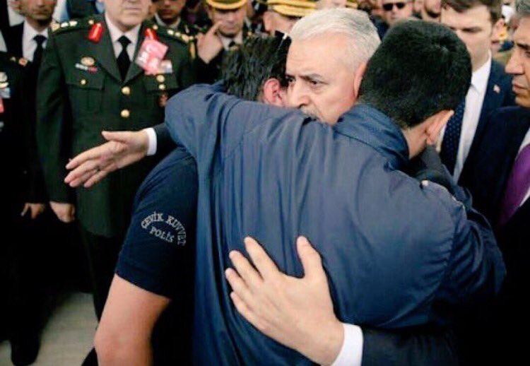 Senin doğum gününde Sana komşular gönderdik Ya Resulallah... 
#PolisiminYanindayim