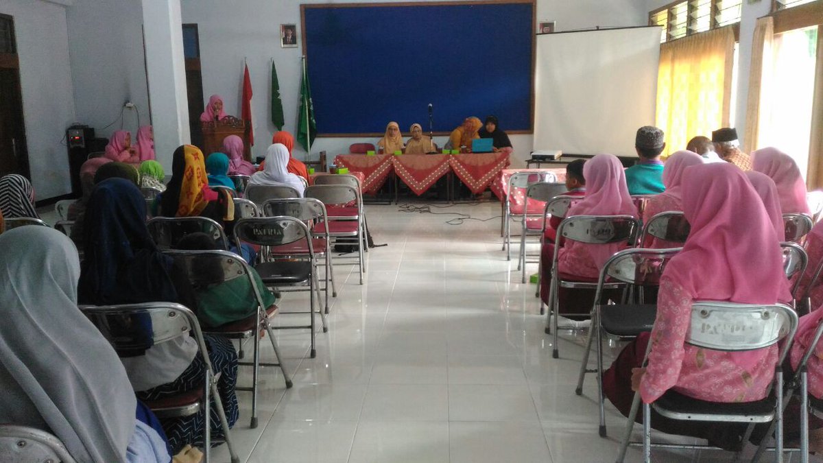BlogPeksos's tweet image. Sakti peksos temu penguatan anak dan keluarga di LKSA diwilayah Kab Magelang @SaktiPeksos_Jtg @dinsosjateng @KemensosRI @PeksosAnak