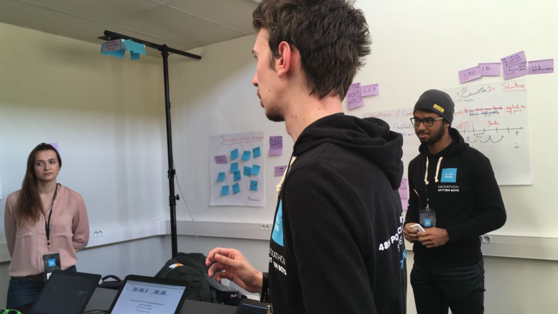 BeMyAppFR's tweet photo. #LCA propose une nouvelle facon de compter les manifestants ! #devnethackathon #cityzenbots @CiscoFrance  @RecastAI https://t.co/zjjet9DXb7
