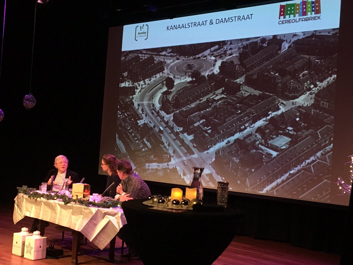 SundayAfterUtre's tweet photo. Heftige discussie over #kanaalstraat #utrecht #lombok #drugsoverlast en slechte handhaving @GemeenteUtrecht https://t.co/MqscTlCOc2