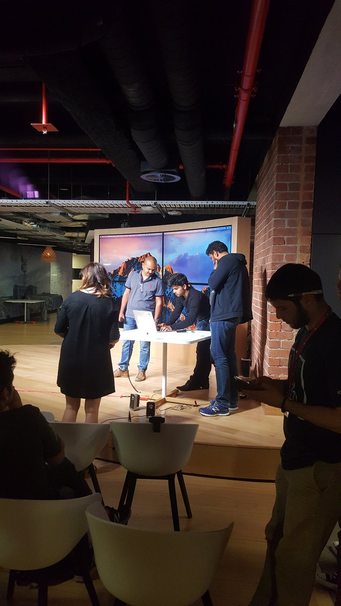 farhan_bava's tweet photo. Great #hack team #bumblebee, insightful workshops by #AWS and well organised #hackathon by #telstra.. #constructnow @nazeer_aus https://t.co/pmWvDYWERB