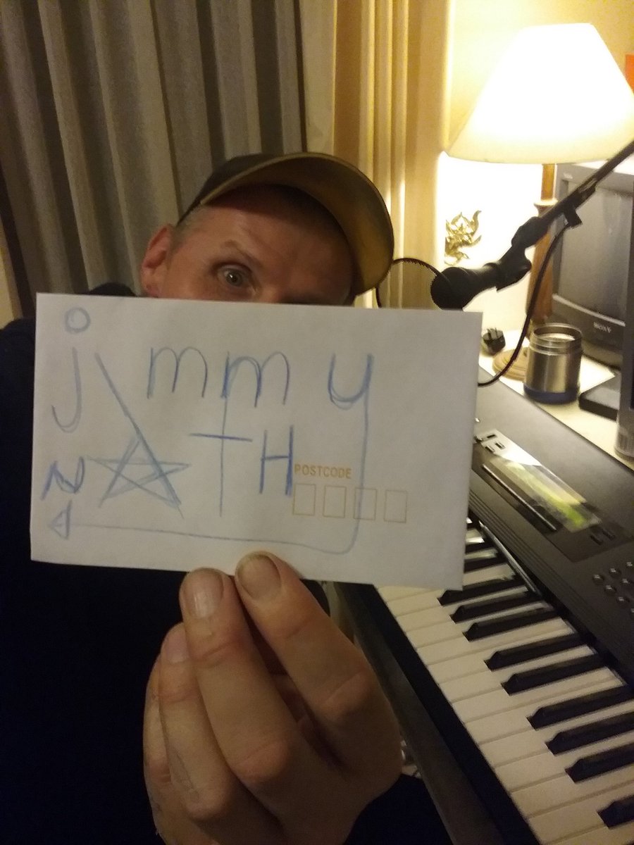 Tempf8's tweet photo. @jimmyandnath 😊 Took me awhile to find a sticker... then I needed to google #HowToTakeSelfies 😂😂😂 #SteveTheArtist https://t.co/g7ymLNaCjj