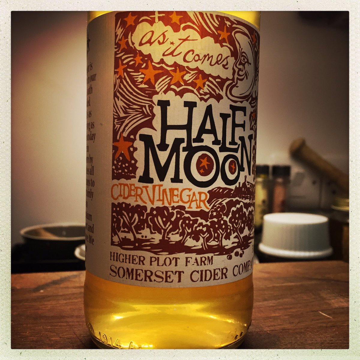 Loving your #CiderVinegar <a href="/halfmooncider/">Guy</a> thank you :) #Langport #WhereItsTo