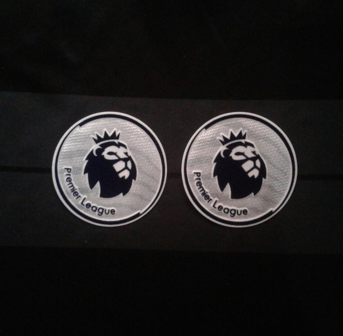 rian_nanda7's tweet photo. #LPR5
Patch Remake Velvet HK
Premier League White 16/Now
Player Size https://t.co/MD80zDZvQw