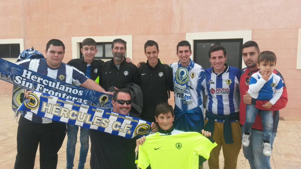 Hércules CF 💙🤍💯 tweet media