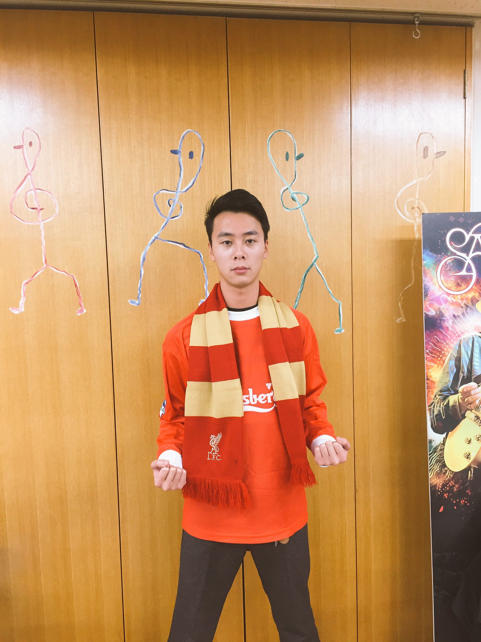 Olsc Japan リバプール サポーターズクラブ Music Magazine ２月号の表紙を飾ることになったバンドsuchmos サチモス のボーカルyonceさんは大のリバプールファンなんだそうです 最新のミュージックビデオ A G I T はこちら カッコイイ