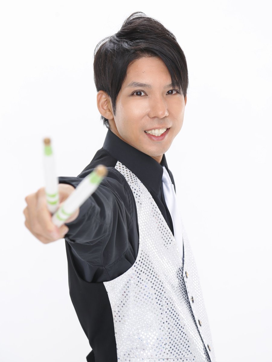 Funcussion ファンカッション Auf Twitter ライブのお知らせ ファンカッション25th 峯崎圭輔でございます 25thライブまで一週間 来週の月曜は残業せずに銀座で会いましょう お一人様でも大丈夫 撮りためたツアー写真を映したり ショーの合間はメンバーが気楽