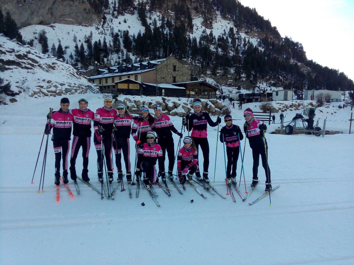 Último entrenamiento de IRRINTZI SKI por Benasque. Gozando y cogiendo horas de nieve. Bihar klasera 😢😢