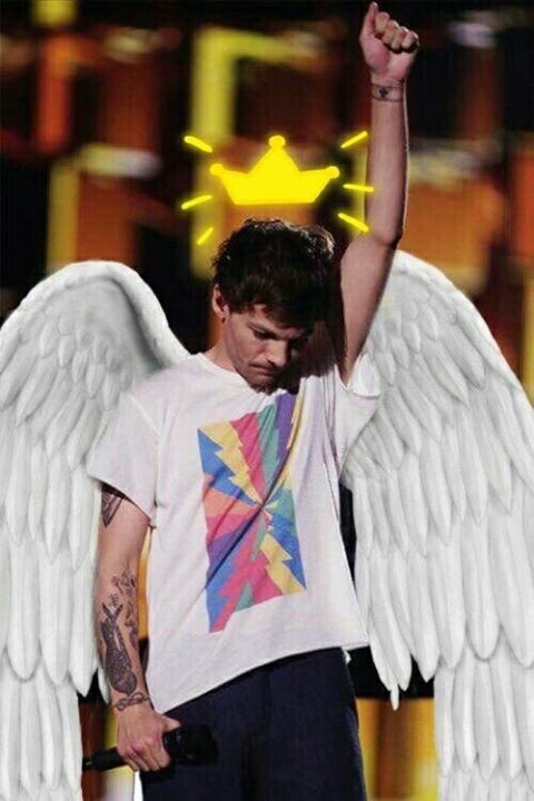 mariamalikk27's tweet photo. #ROMANIAISPROUDOFLOUIS 
WE LOVE YOU, LOU❤️ 
SHE'S PROUD OF YOU https://t.co/R9XGeJkKBH