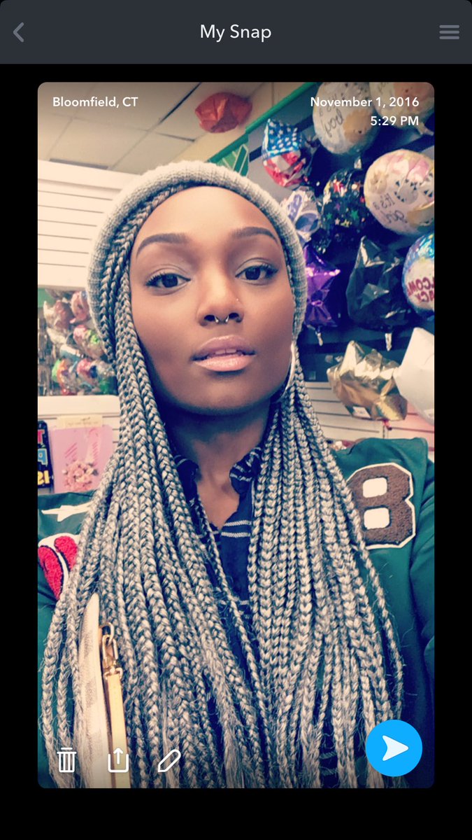 GenelleGreen's tweet photo. Selfies selfies selfies https://t.co/2LMGruZM4h