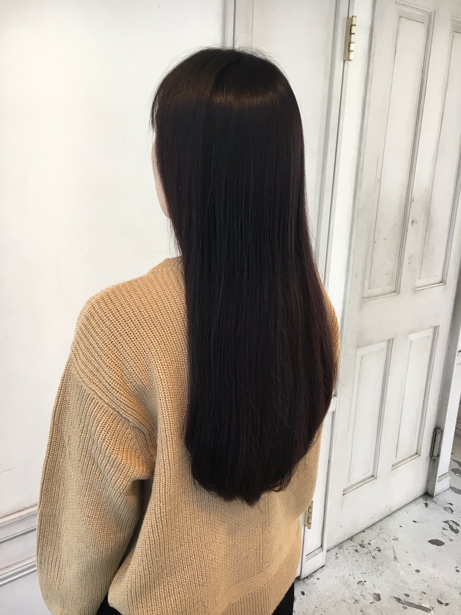 寺村優太 美容師教育vrで世界を変える男 En Twitter 頭皮にシャンプーはなるべくつけない様に シャンプーは髪にだけつけて頭皮はお湯でしっかり洗うだけで充分 ってのを2 3年前からお客様に教えて来たけど 実践している方の髪の天使の輪率はほぼ100パーセント 寺村優太 美容師教育vrで世界を変える男 En Twitter 頭皮にシャンプーはなるべくつけない様に シャンプーは髪にだけつけて頭皮はお湯でしっかり洗うだけで充分 ってのを2 3年前からお客様に教えて来たけど 実践している方の髪の天使の輪率はほぼ100パーセント