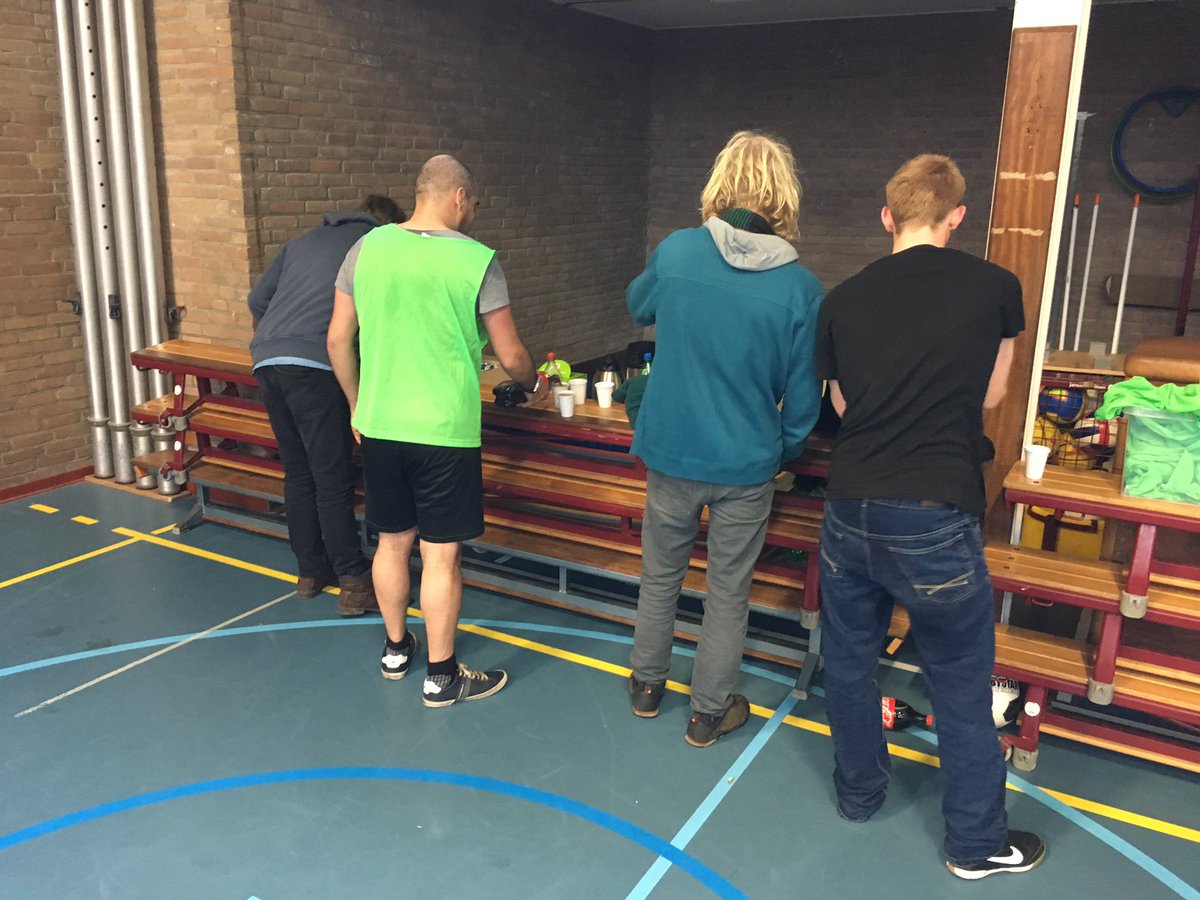 Super mooi sporten en filmpje kijken met <a href="/herbergzwolle/">Herberg Zwolle</a> en <a href="/Zwolle_Actief/">Zwolle Actief</a> . Mooie opkomst #dagactivering zondagmiddag
