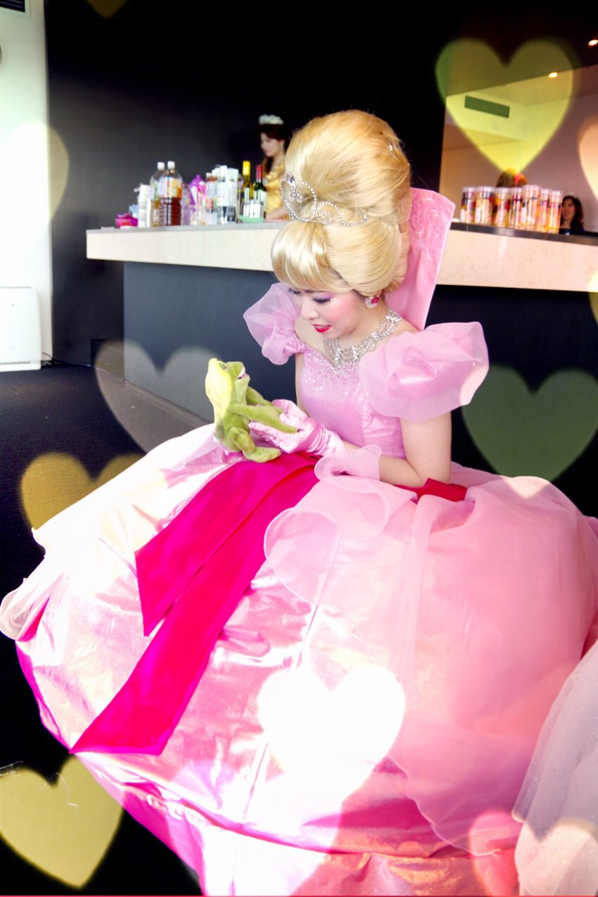 シャーロット　コスプレウィッグ　Dハロ　仮装　プリンセスと魔法のキス ゆう🎃Dハロ仮装は手作り衣装 on X: 