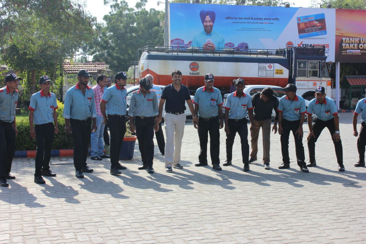 BBGoel18's tweet photo. Celebrating Customer Attendant Day at Jodhpur https://t.co/YfNQ97dGkk