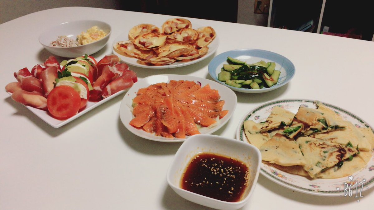 miwahasimoto1's tweet photo. 今日は自校のあとさくらと
料理つくつた！
飲んで食べて寝て喋って
とりあえず楽しかった！
お風呂とスウェットとかありがと！
今度返すね〜
とりあえず眠い頭痛い🙄笑
明日学校めんどくさ〜 https://t.co/0cD0LAOuKU