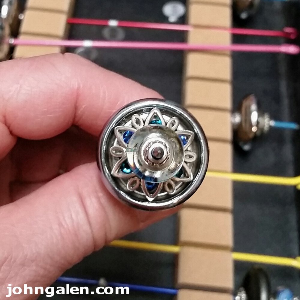 JGalenDesigns's tweet photo. WORK-BENCH NOW: 2-sided/bling Support Spindles https://t.co/skYIcDfKeG   #Cottonspinning #supportspindle #CelticDesign #SpindleSpinning https://t.co/KIXhGxHQZh
