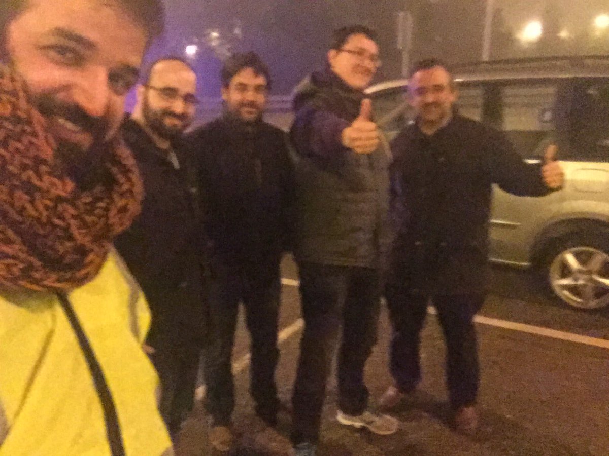 Tranjisgames's tweet photo. "Pinchazos en la niebla", el juego de mesa. ⚠️🚐
El viaje a #dau2016 está siendo la mar de divertido https://t.co/WAK41BLRya