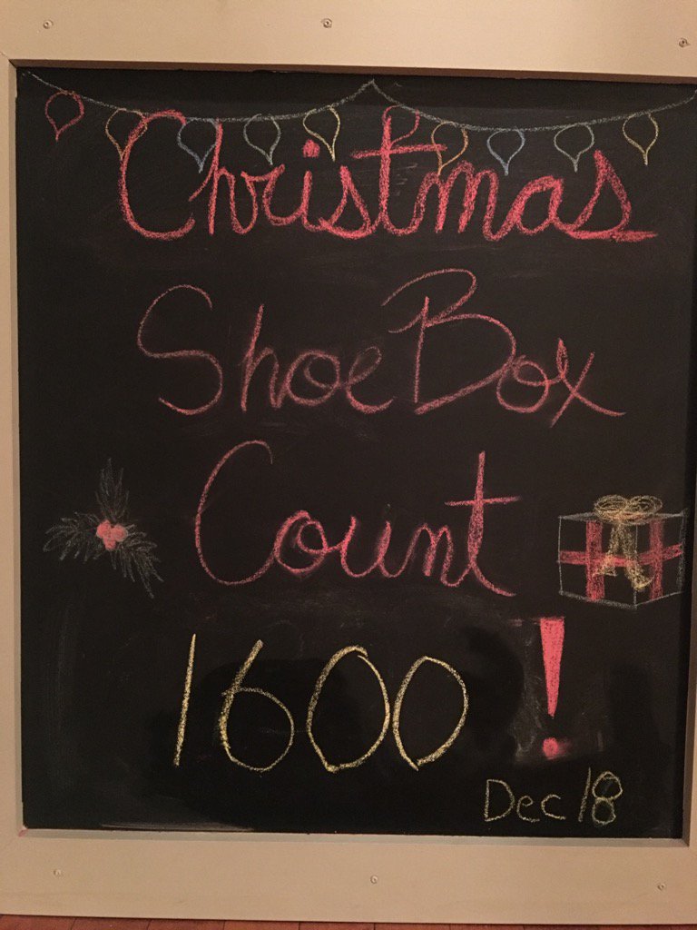 MichelleFoote's tweet image. 1600 boxes and still counting! Thank you London!! @MySistersPlace @Mission1951 @CTVLondon @TSALondon @MerianoL