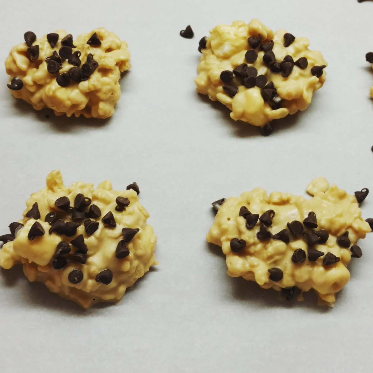 keblake13's tweet photo. Love these Avalanche Cookies!! They are adorable. #nobakecookies https://t.co/KVwMg7i3R8