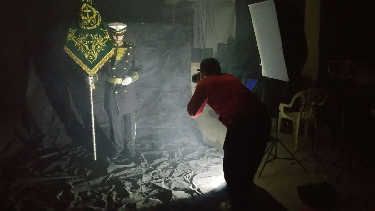 AMLaSantaCruz's tweet photo. Seguimos trabajando para nuestro disco ETERNO por parte de @LuisLeonPhoto 
Pronto se verán los resultados.. https://t.co/xz7hmuR5Qw