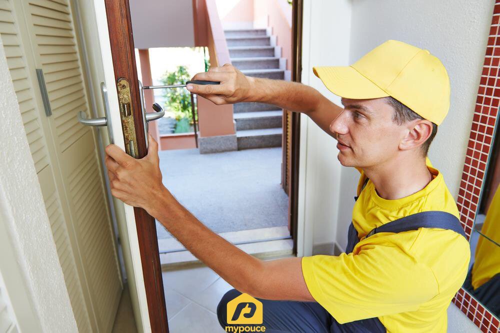 MyPouce's tweet image. 🔑 Quand est-ce que l’intervention d’un serrurier est recommandée ? snip.ly/oo8xs #serrurier #depannage